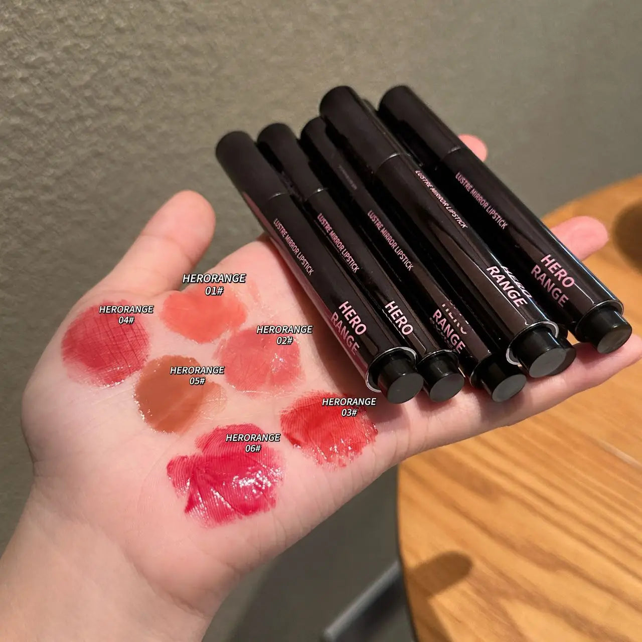 Hydrating Push-Button Mirror Lipstick – Long-Lasting Glossy Lip Color